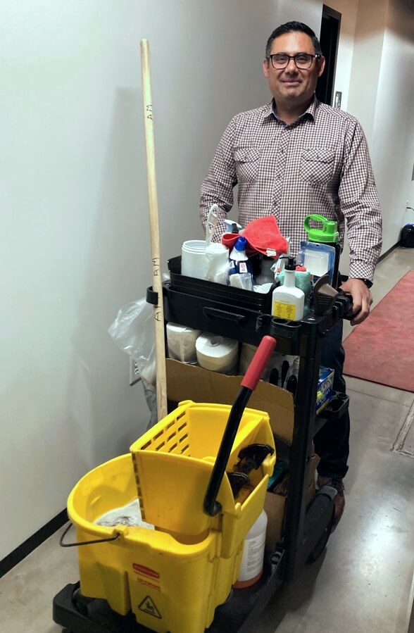 Cleaner with professional cleaning gear